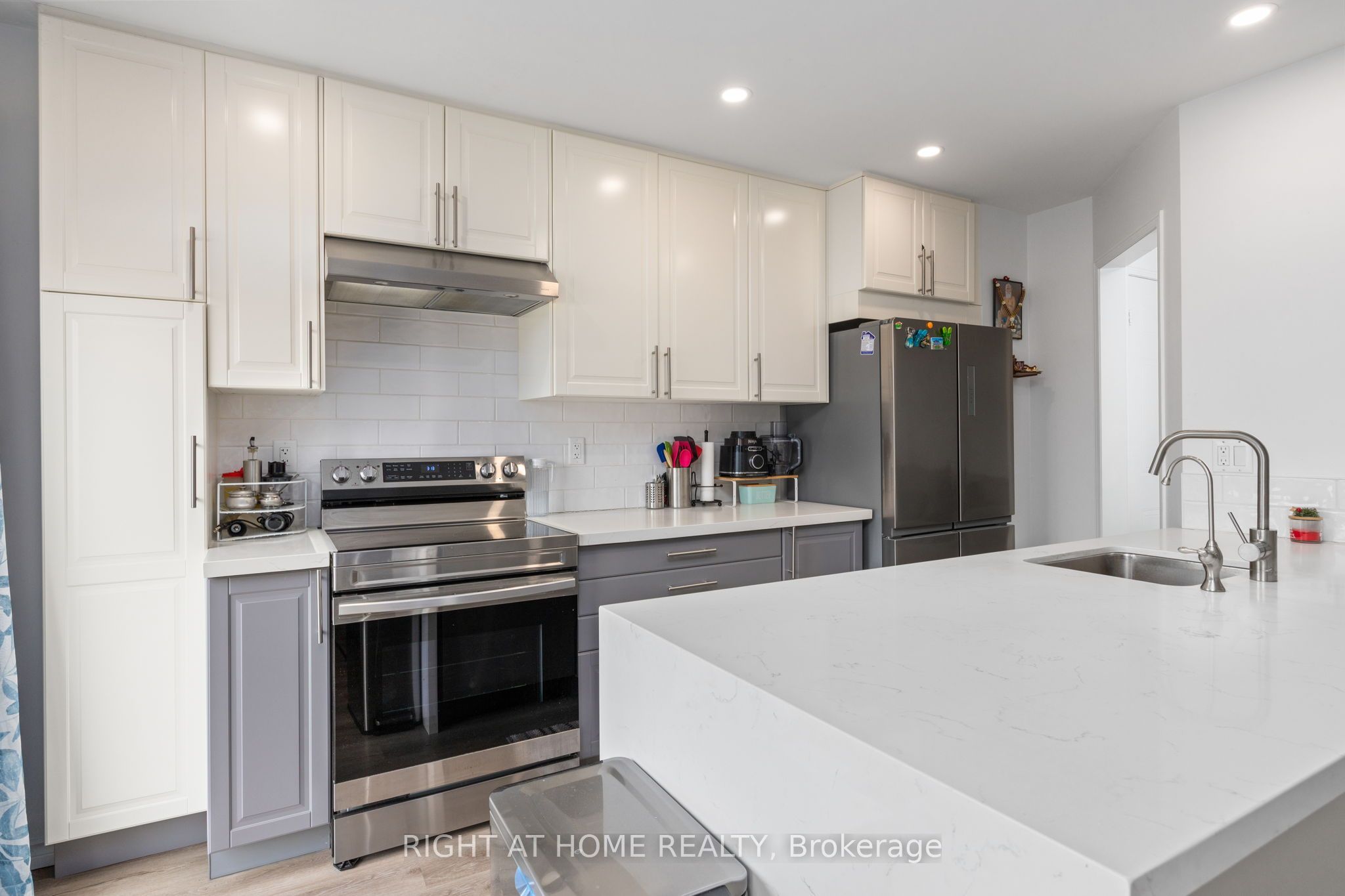 47 Stewart Maclaren Road 74