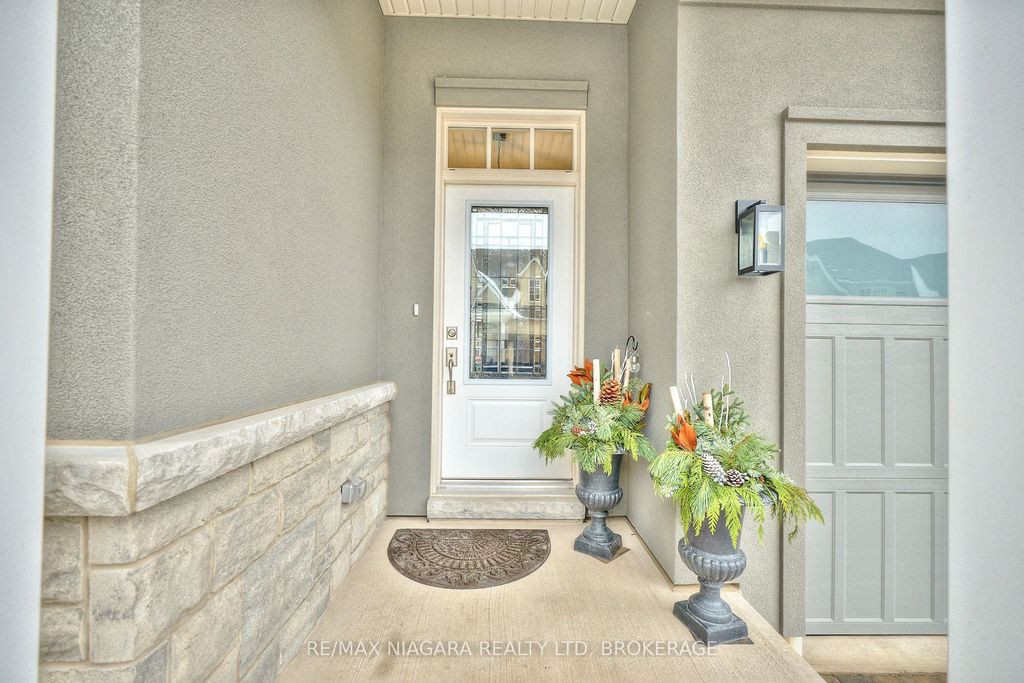 Photo of 23 Sassafras Row, Fort Erie, ON L0S 1N0 (MLS # X12645264)