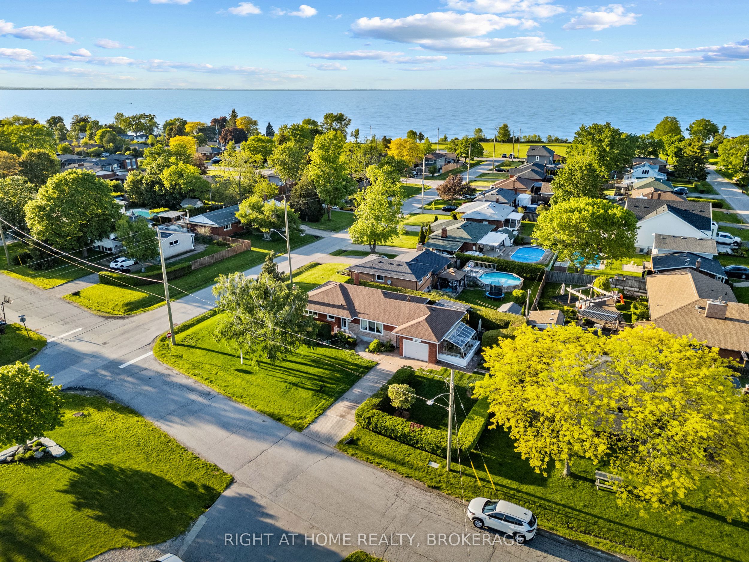12 Lorne Avenue