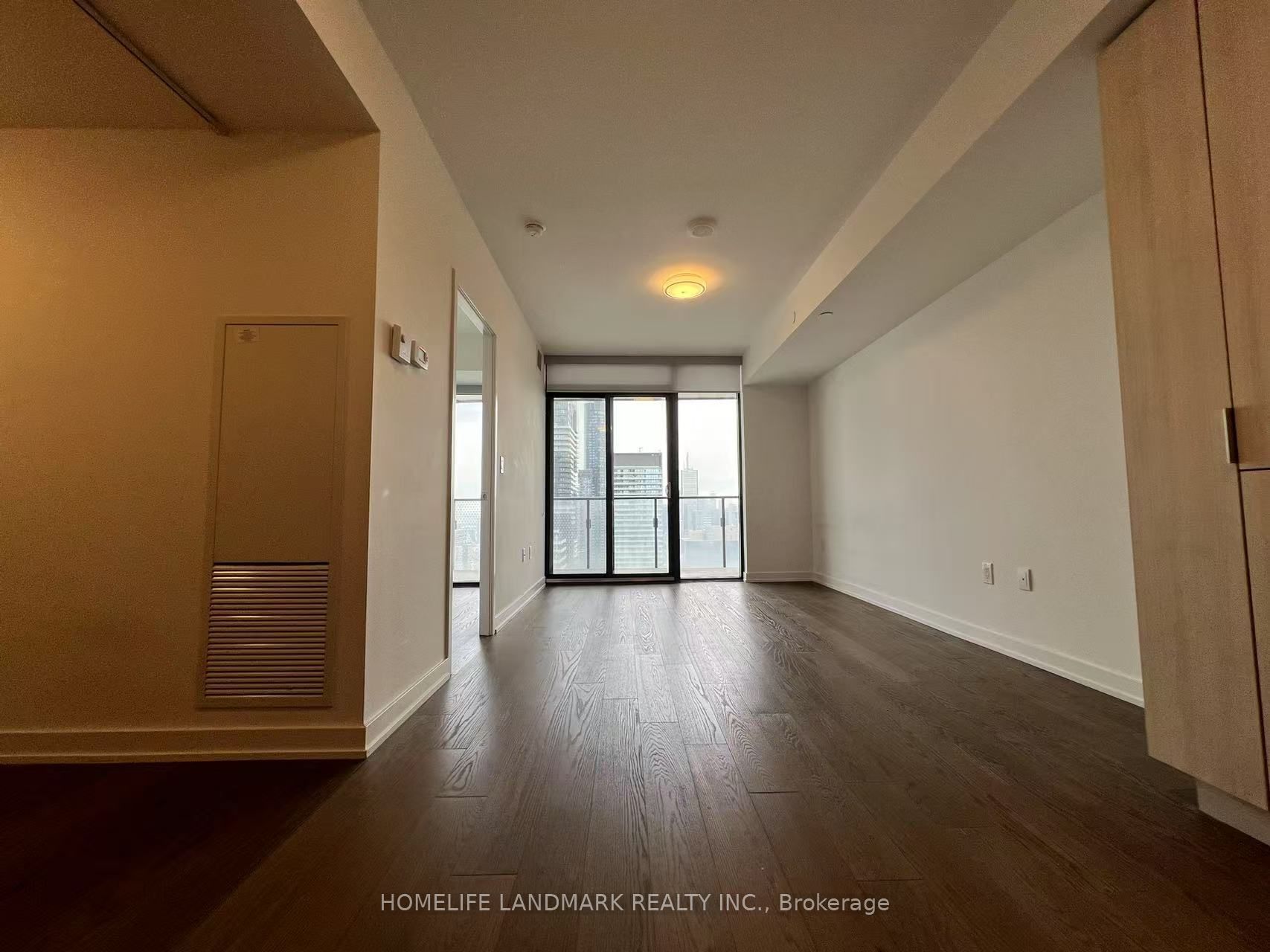 11 Wellesley Street West N/A W 4203
