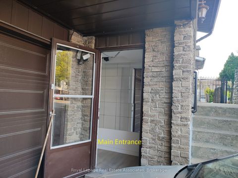 2953 Oslo Crescent Bsmt Mississauga ON L5N 1Z8