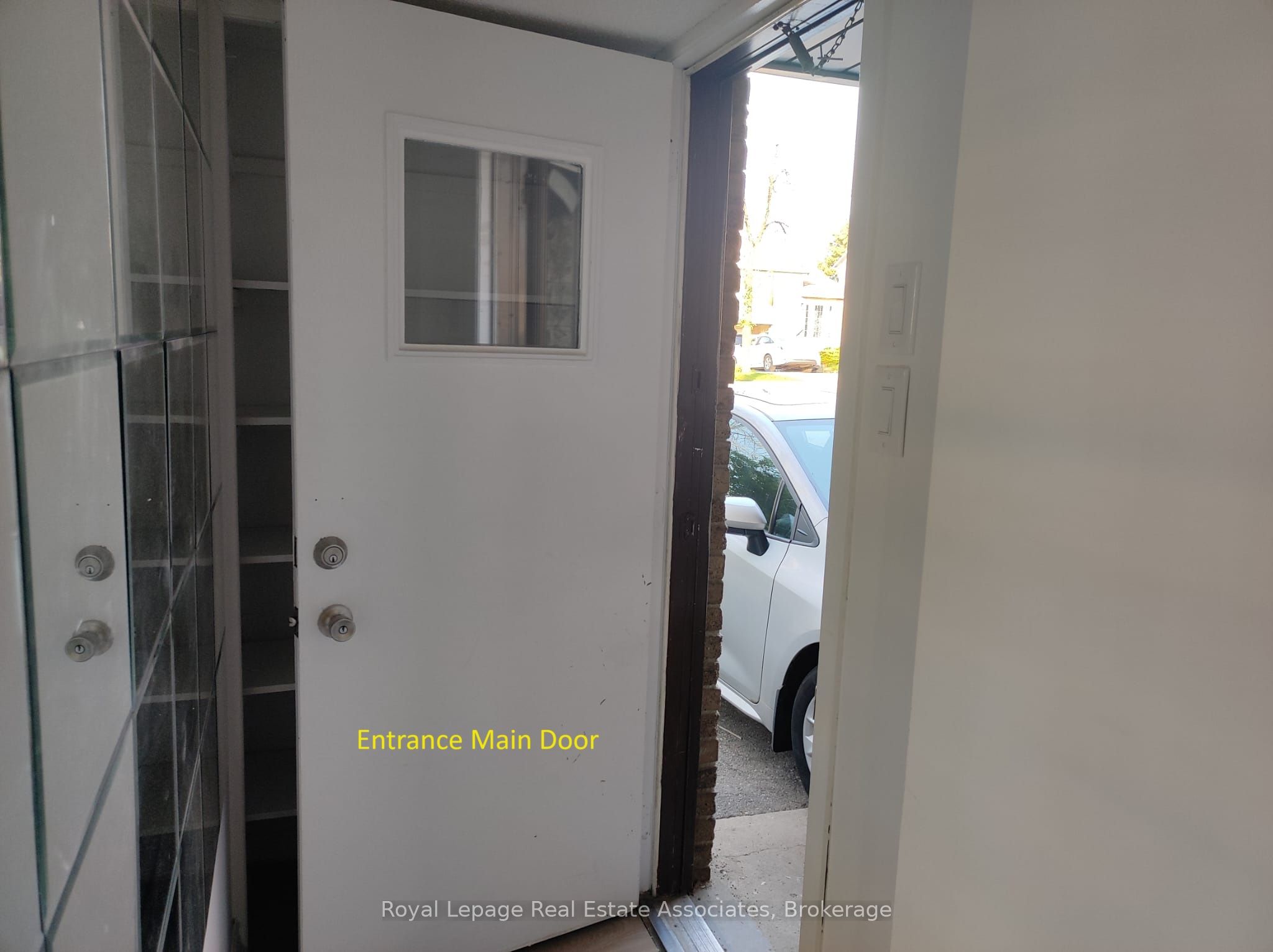 2953 Oslo Crescent Bsmt