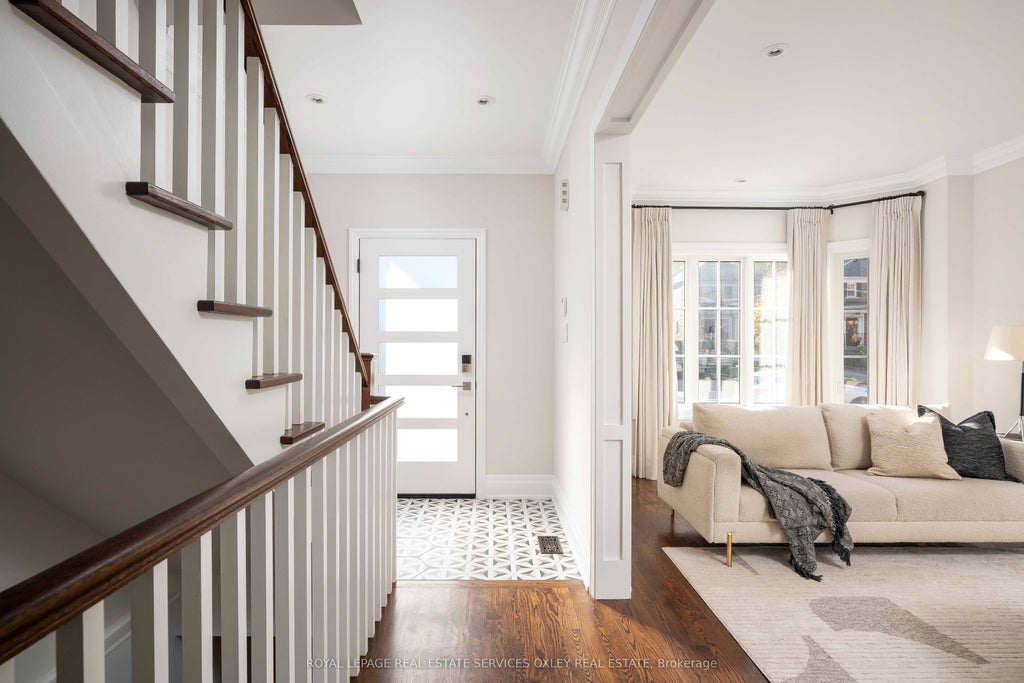 Photo of 44 Donlea Drive, Toronto, ON M4G 2M4 (MLS # C14103506)
