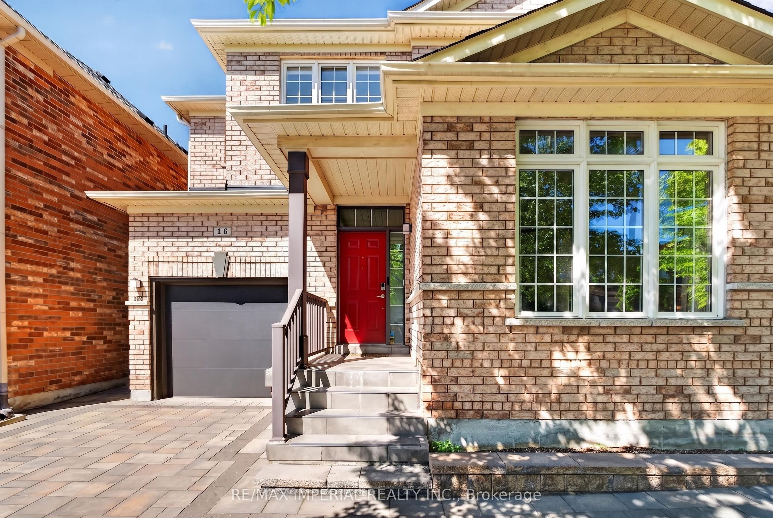 18 Davidoff Street