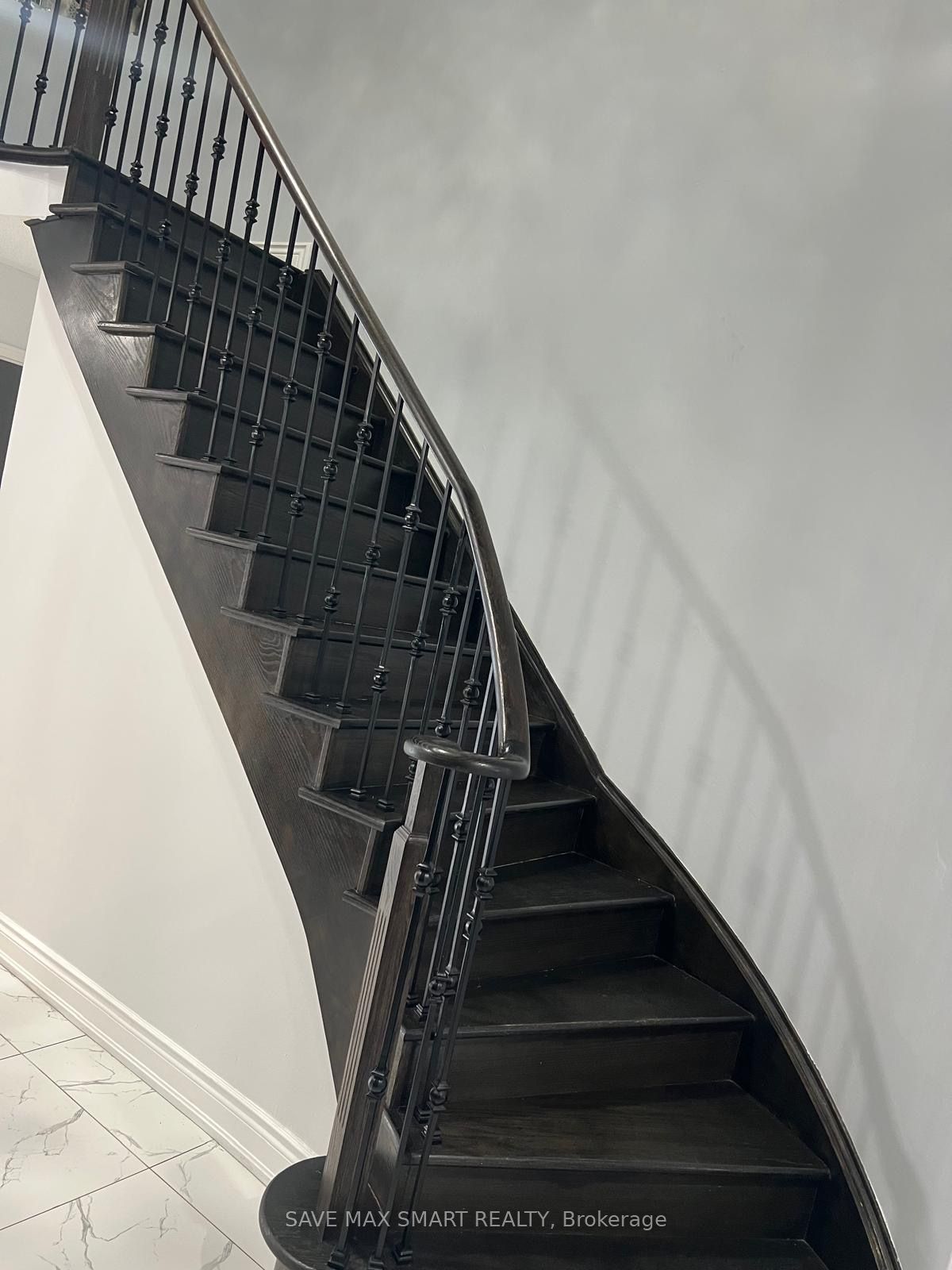 14 Willow Park Drive