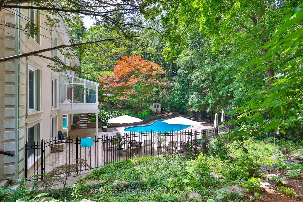 Photo of 38 Saintfield Avenue, Toronto, ON M3C 2M6 (MLS # C12884140)
