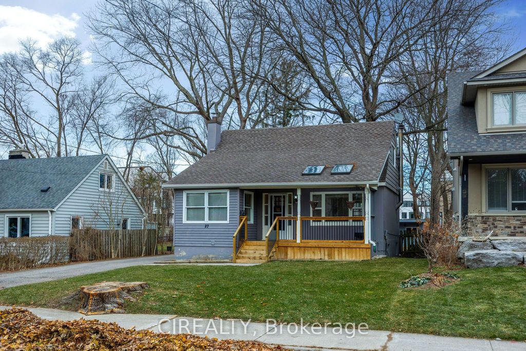 Photo of 27 Pine Avenue S, Mississauga, ON L5H 2P5 (MLS # W12931590)