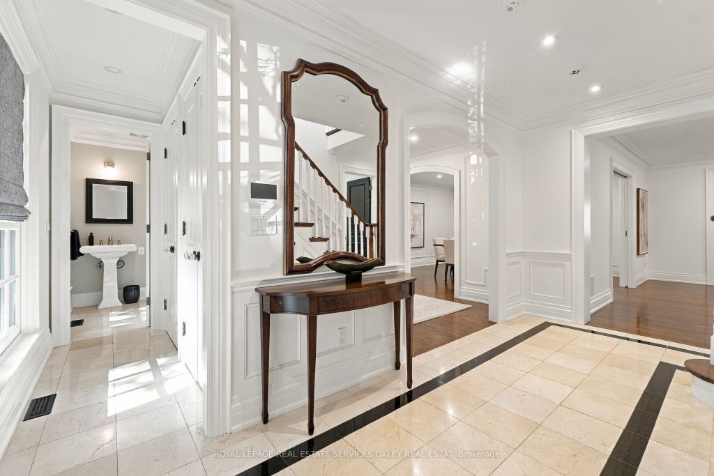 Photo of 266 Lonsdale Road, Toronto, ON M4V 1X1 (MLS # C13816220)