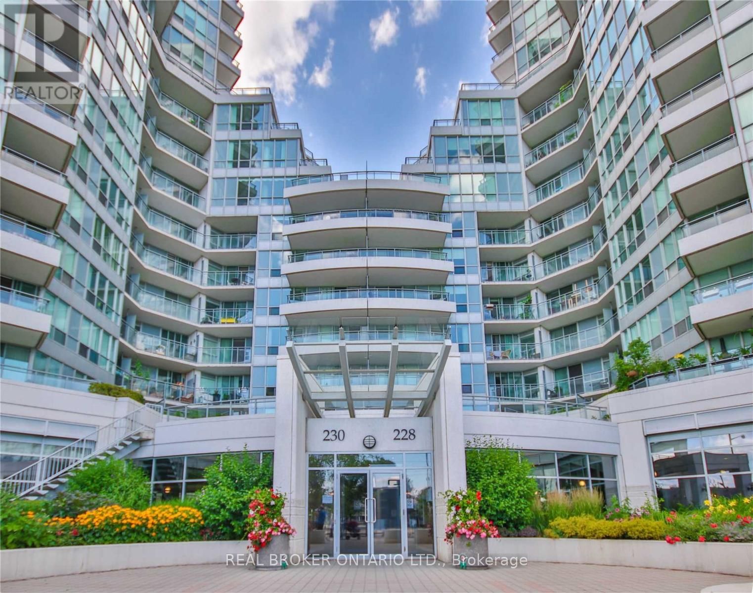 228 Queens Quay W 1501