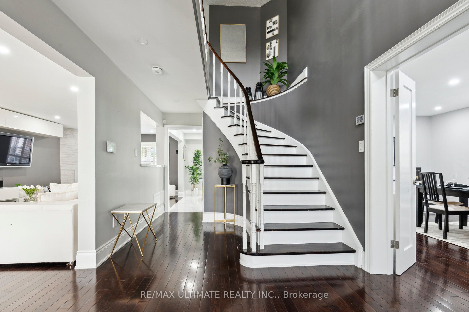 437 Dorchester Street