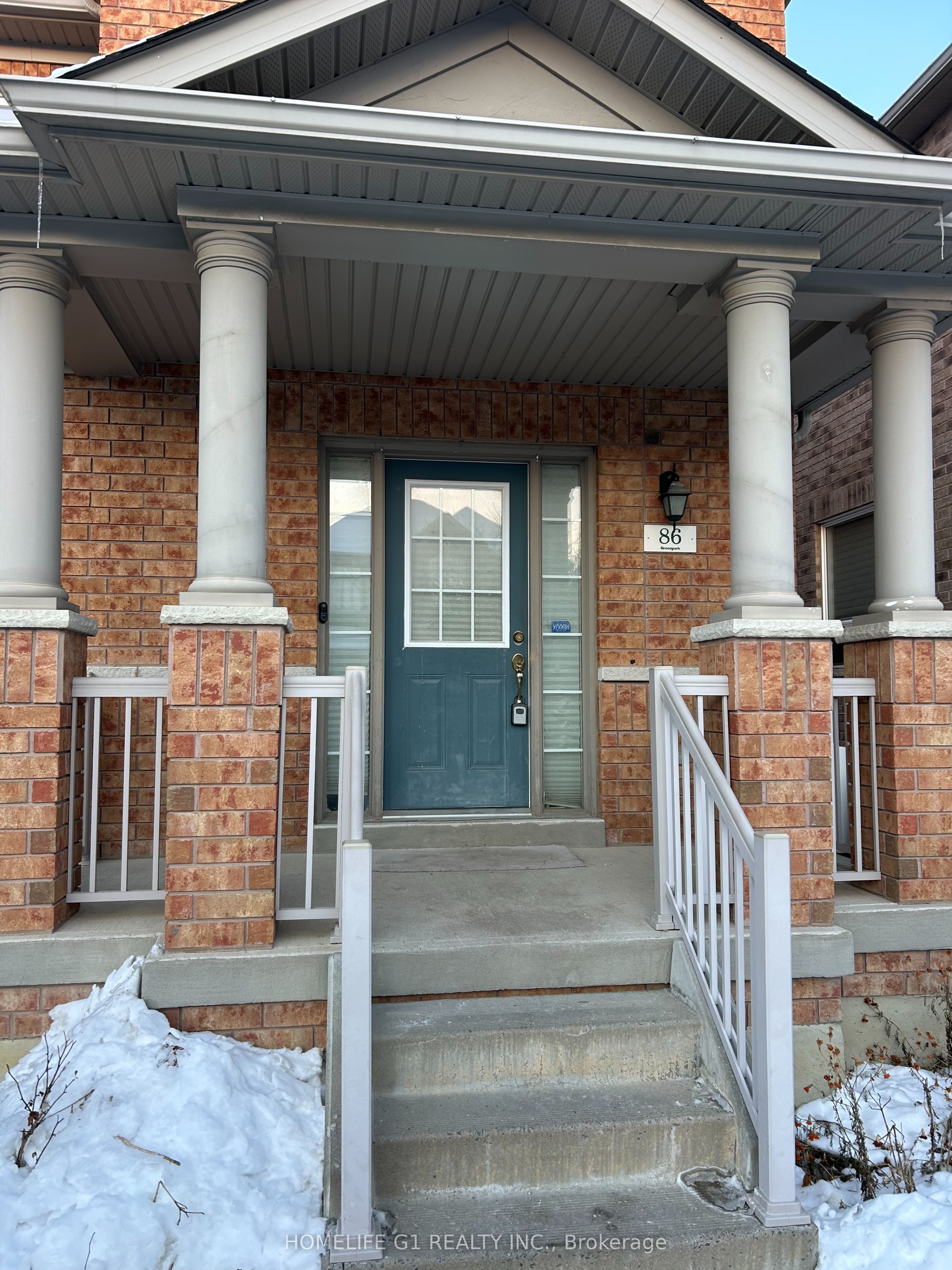 86 Newington Crescent