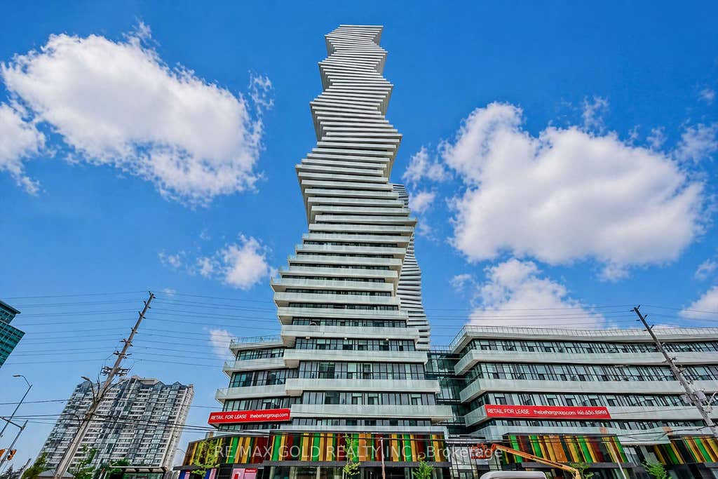 Photo of 3900 Confederation Parkway #809, Mississauga, ON L5B 0M3 (MLS # W13495906)