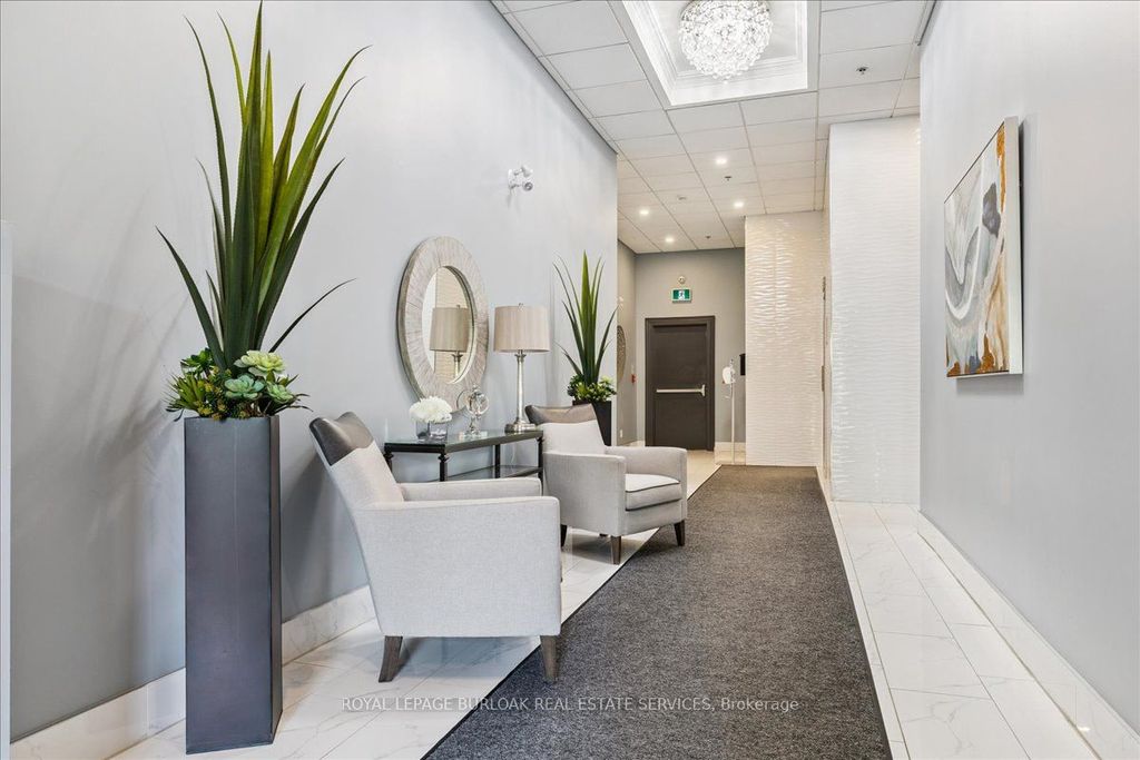 Photo of 34 Plains Road E #408, Burlington, ON L7T 0B9 (MLS # W13015246)