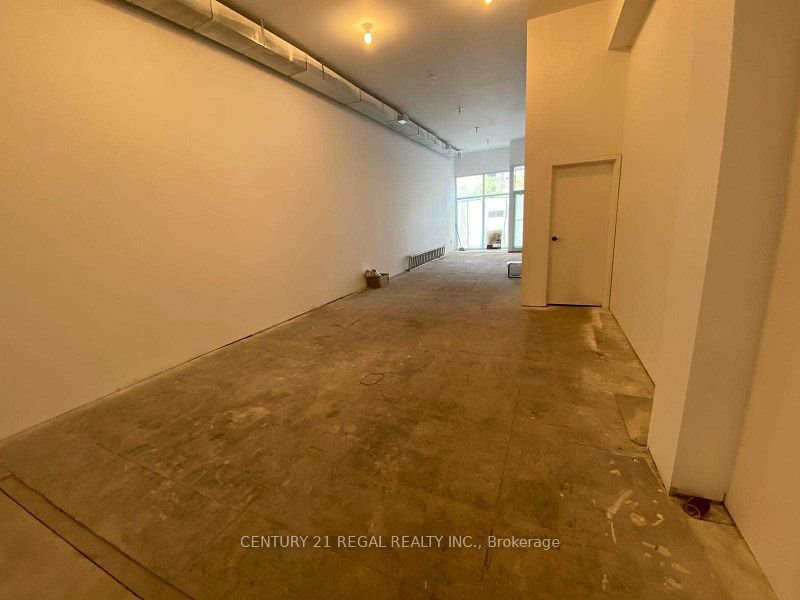 246 Spadina Avenue