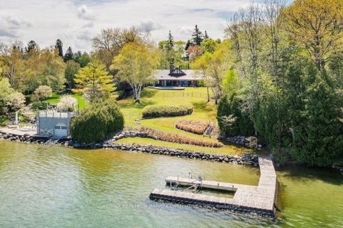 700 Lake Drive N Georgina ON L4P 3C8