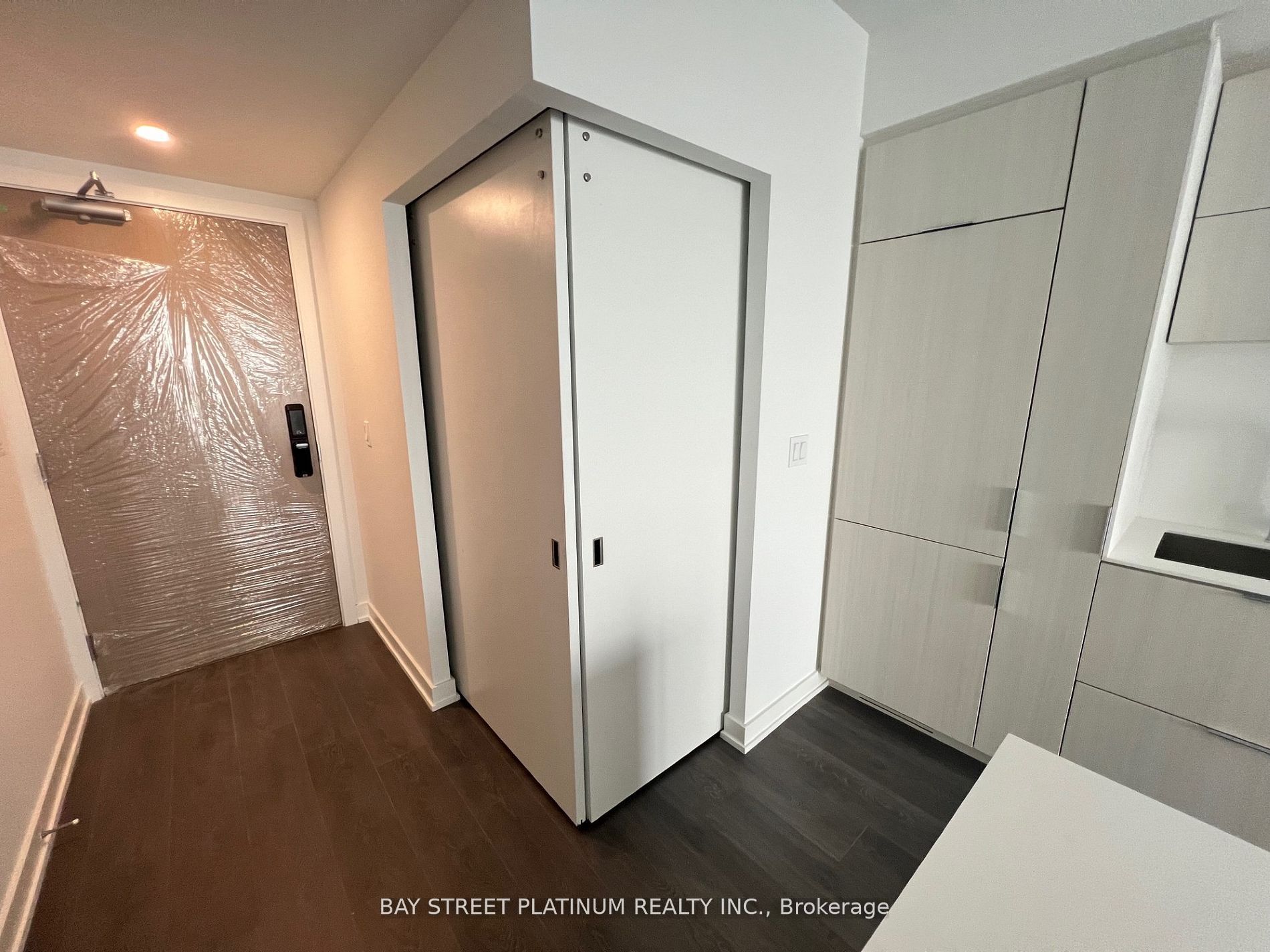 370 MARTHA Street 1205