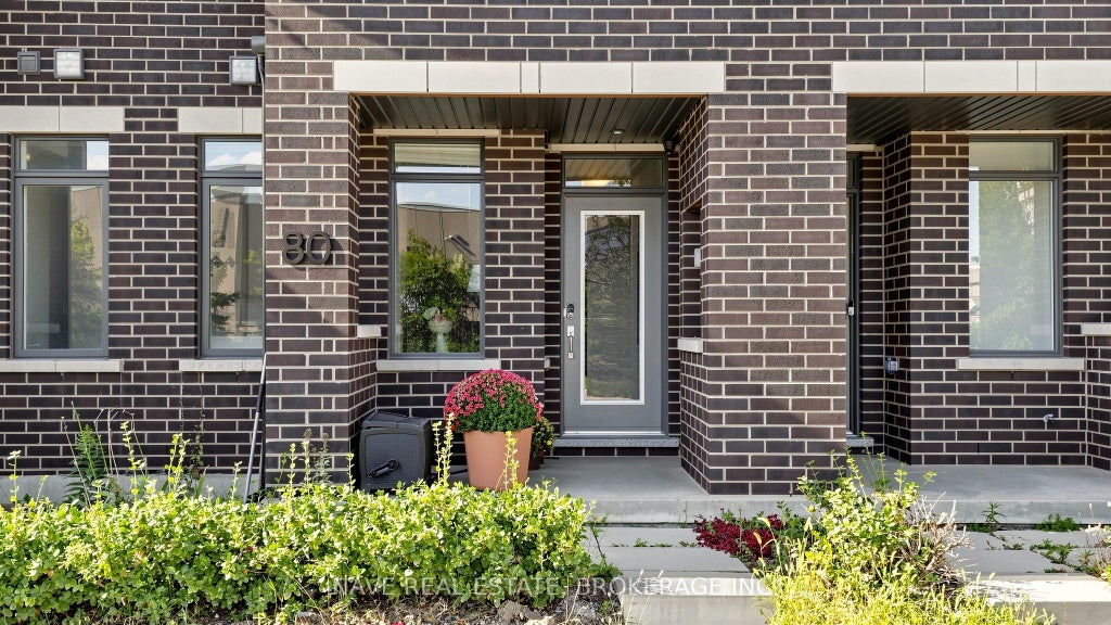 Photo of 80 Troon Avenue, Vaughan, ON L6A 4Z1 (MLS # N14015438)