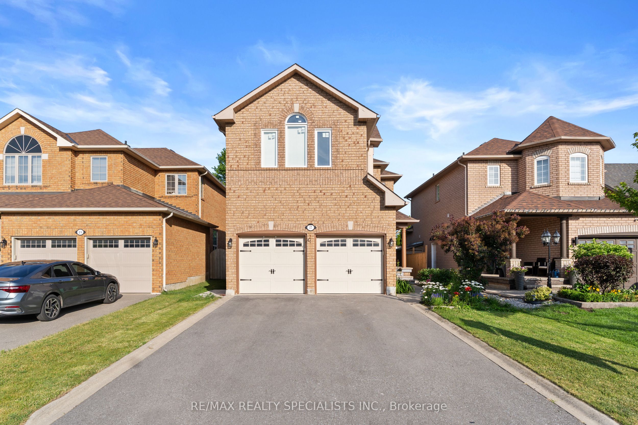 17 Bushberry Road