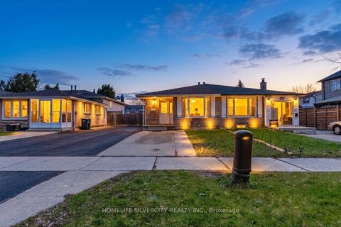 7816 Priory Crescent Mississauga ON L4T 3H5