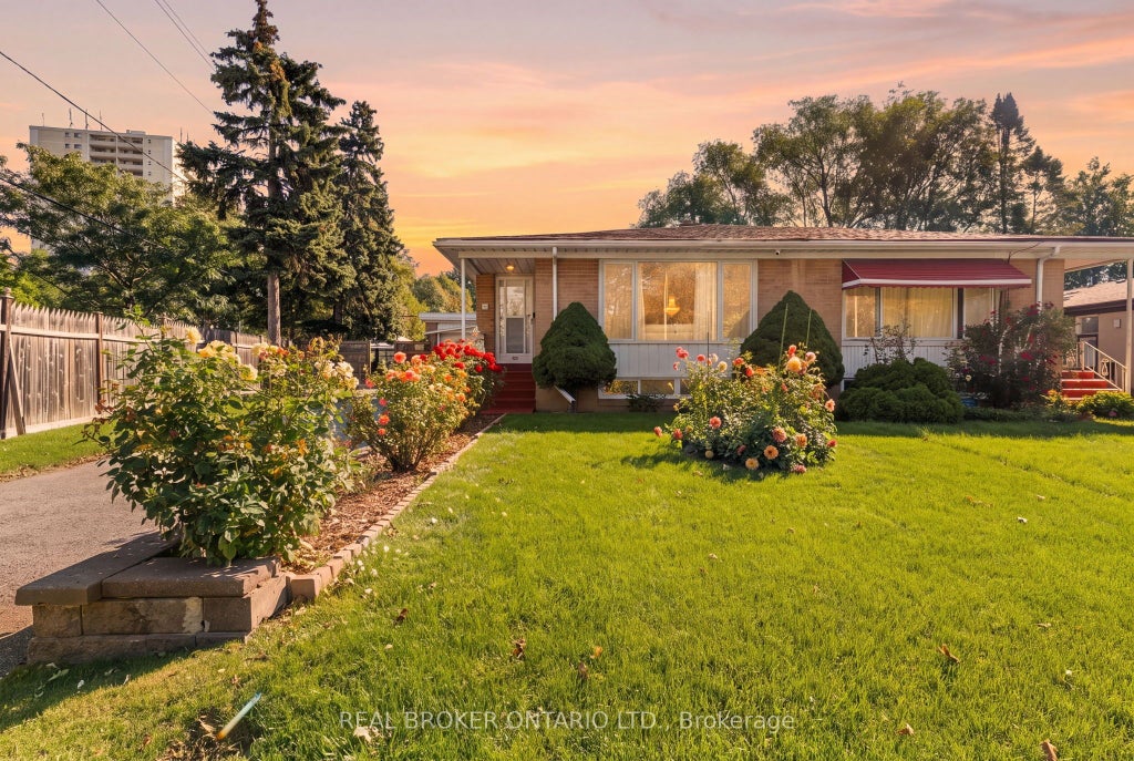Photo of 55 Rayoak Drive, Toronto, ON M3A 2Y5 (MLS # C13817716)