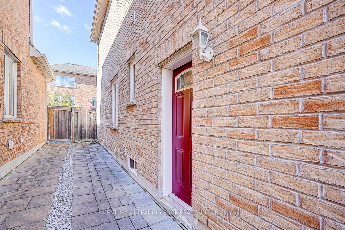 22 Pelister Drive