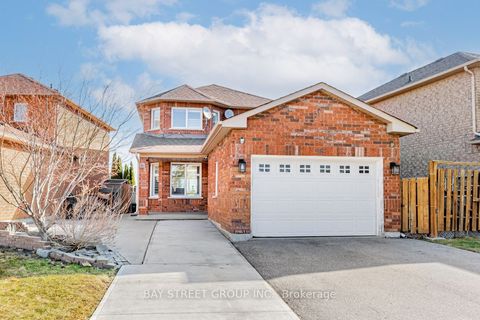 98 Royalpark Way Vaughan ON L4H 1J5