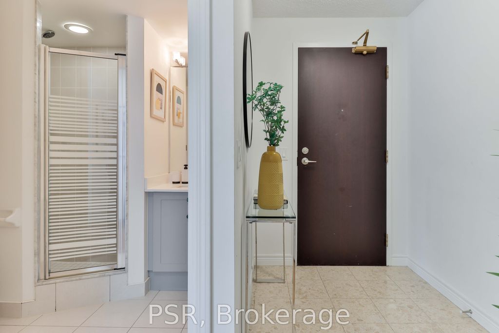 Photo of 30 Grand Trunk Crescent #1602, Toronto, ON M5J 3A4 (MLS # C12914474)