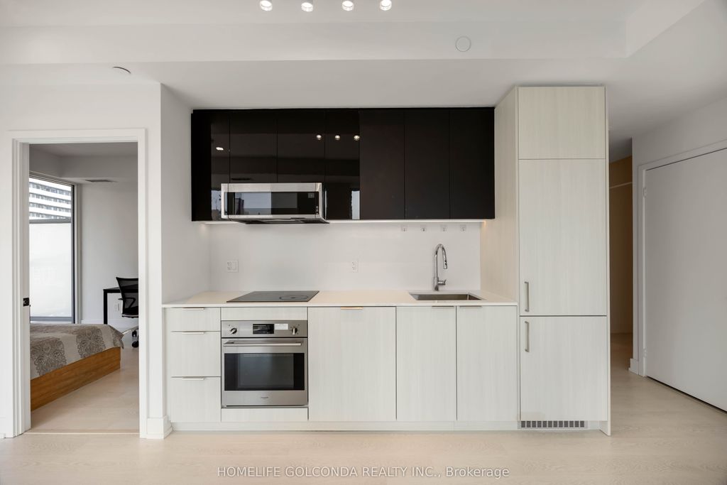 Photo of 308 Jarvis Street #1703, Toronto, ON M5B 0E3 (MLS # C12647300)