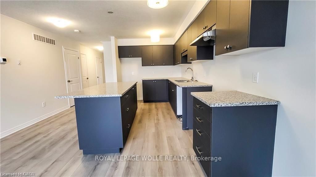 Photo of 19 SHADED CREEK Drive, Kitchener, ON N2P 0K7 (MLS # X13530012)