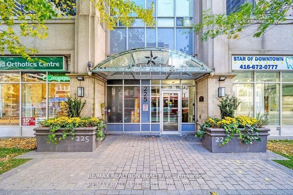 Photo of 225 Wellesley Street E #709, Toronto, ON M1X 1X8 (MLS # C13039098)