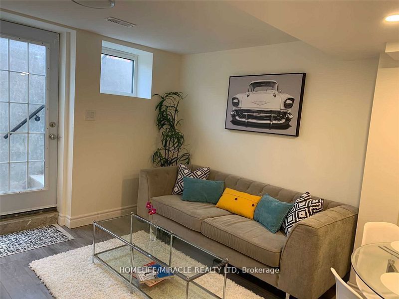 3966 Worthview Place