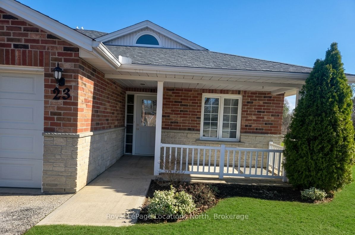 275 Huron Street 23
