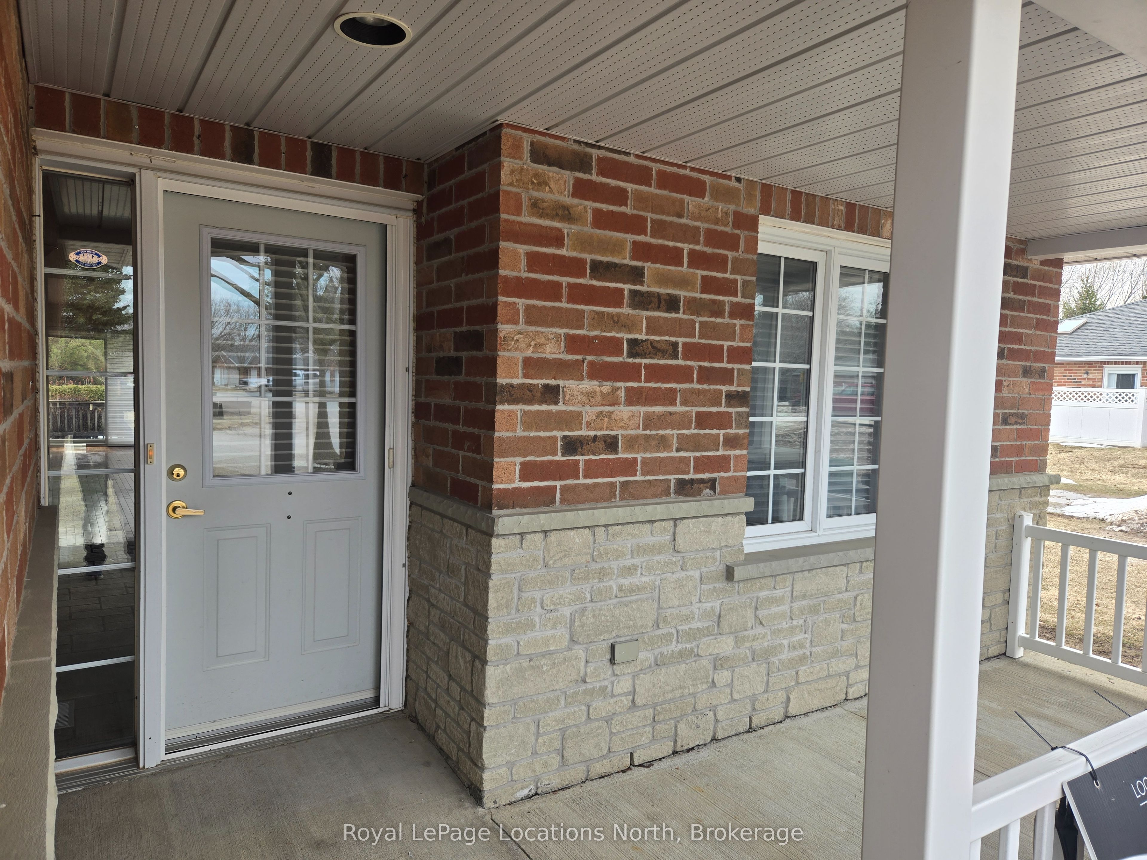 275 Huron Street 23