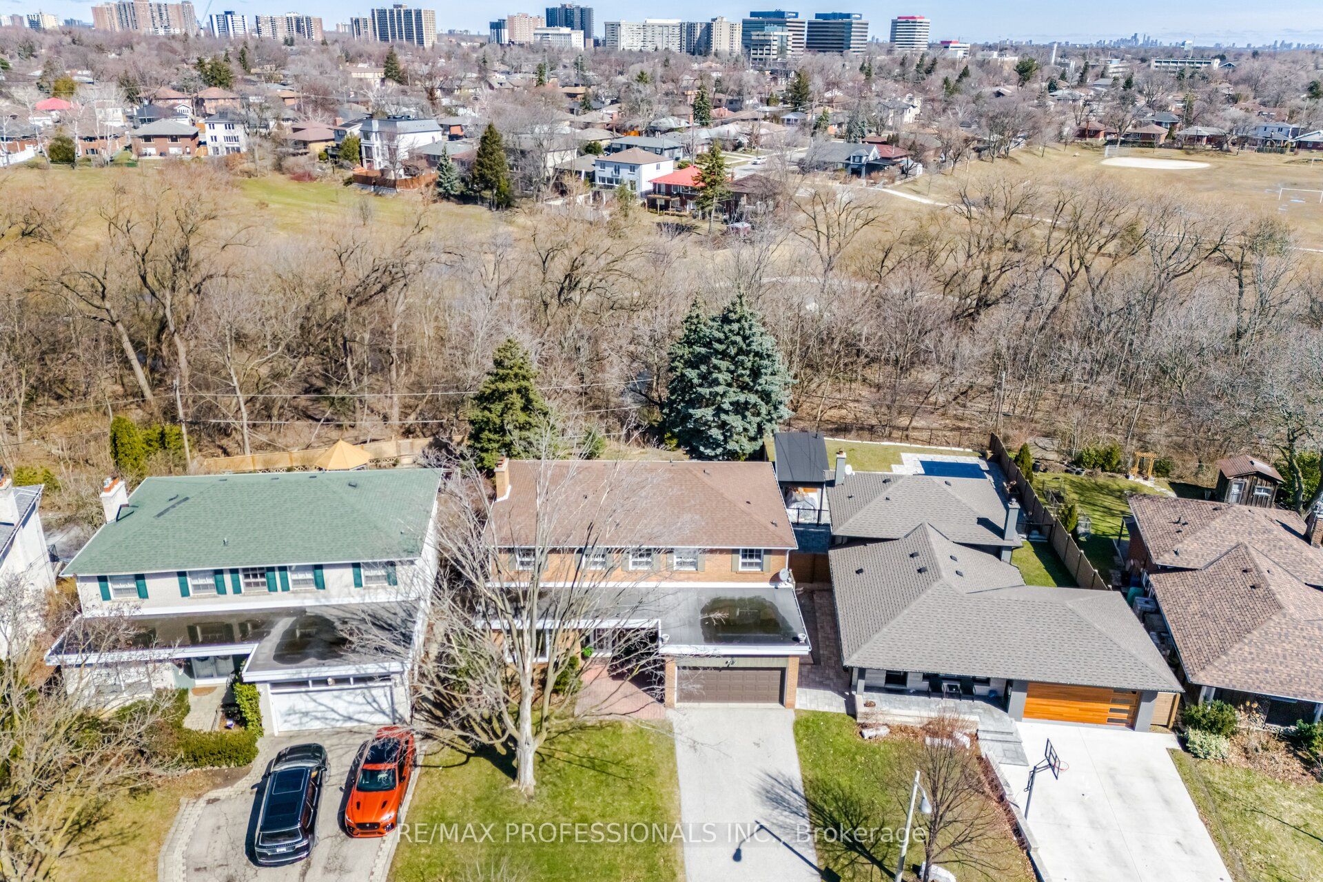 37 Thicket Road
