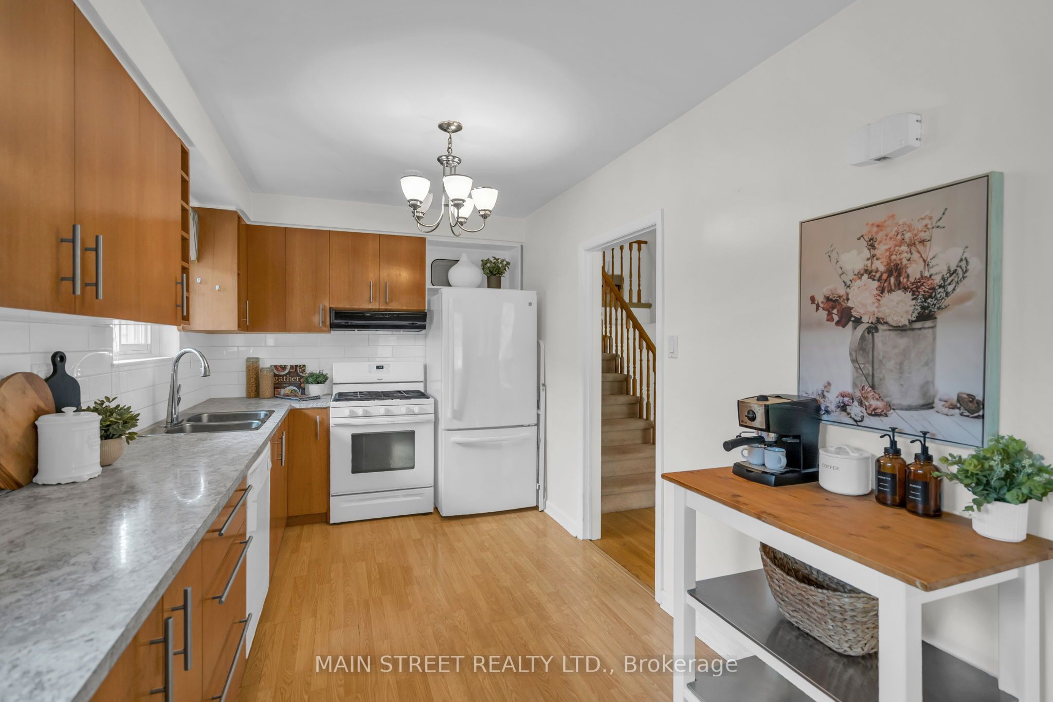 47 Graystone Gardens