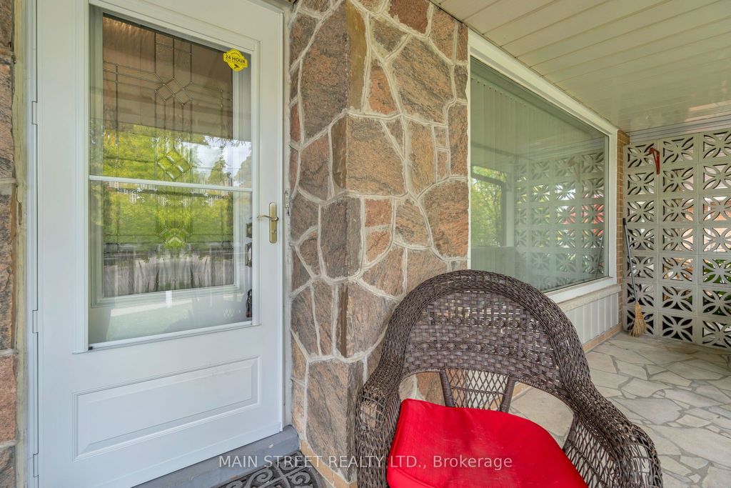 Photo of 47 Graystone Gardens, Toronto, ON M8Z 3C2 (MLS # W12583494)