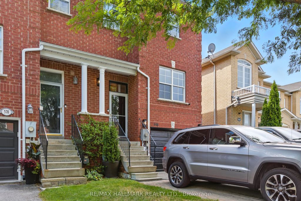 Photo of 568 Legresley Lane, Newmarket, ON L3Y 8R8 (MLS # N12736844)