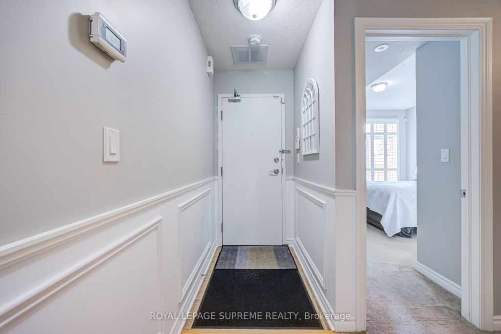 Photo of 1949 Lawrence Avenue W #15, Toronto, ON M9N 1H3 (MLS # W13418958)