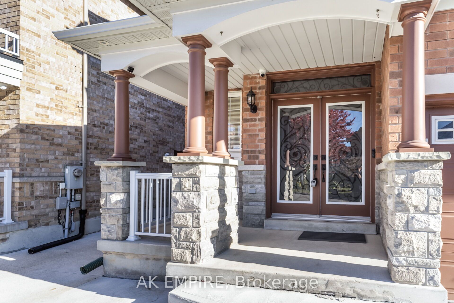 23 Mellowood Avenue Upper portion