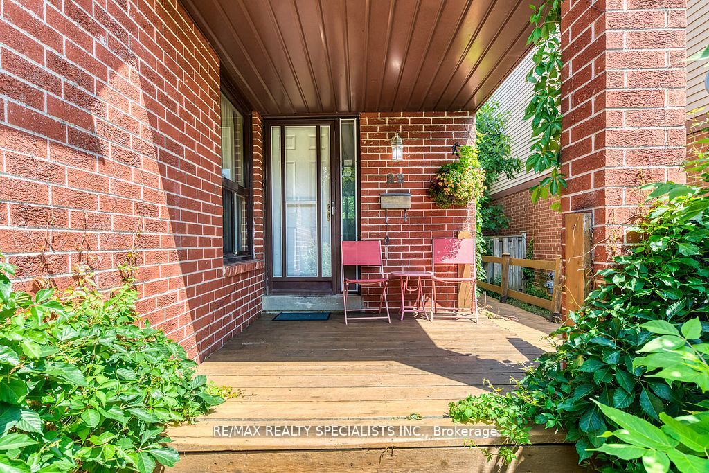 22 Scotia Drive