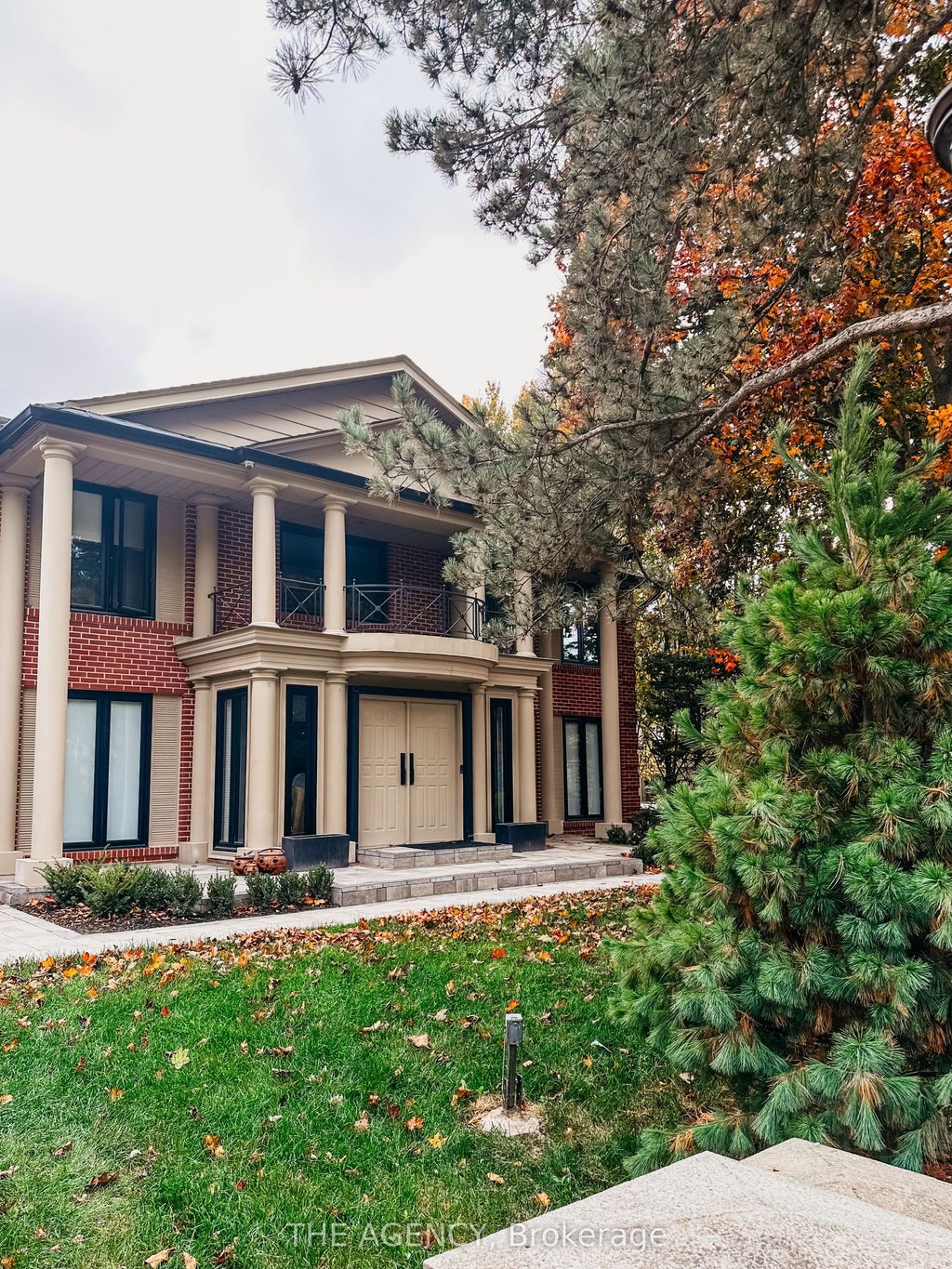 Photo of 7 Shady Oaks Crescent, Toronto, ON M3C 2L4 (MLS # C12440168)