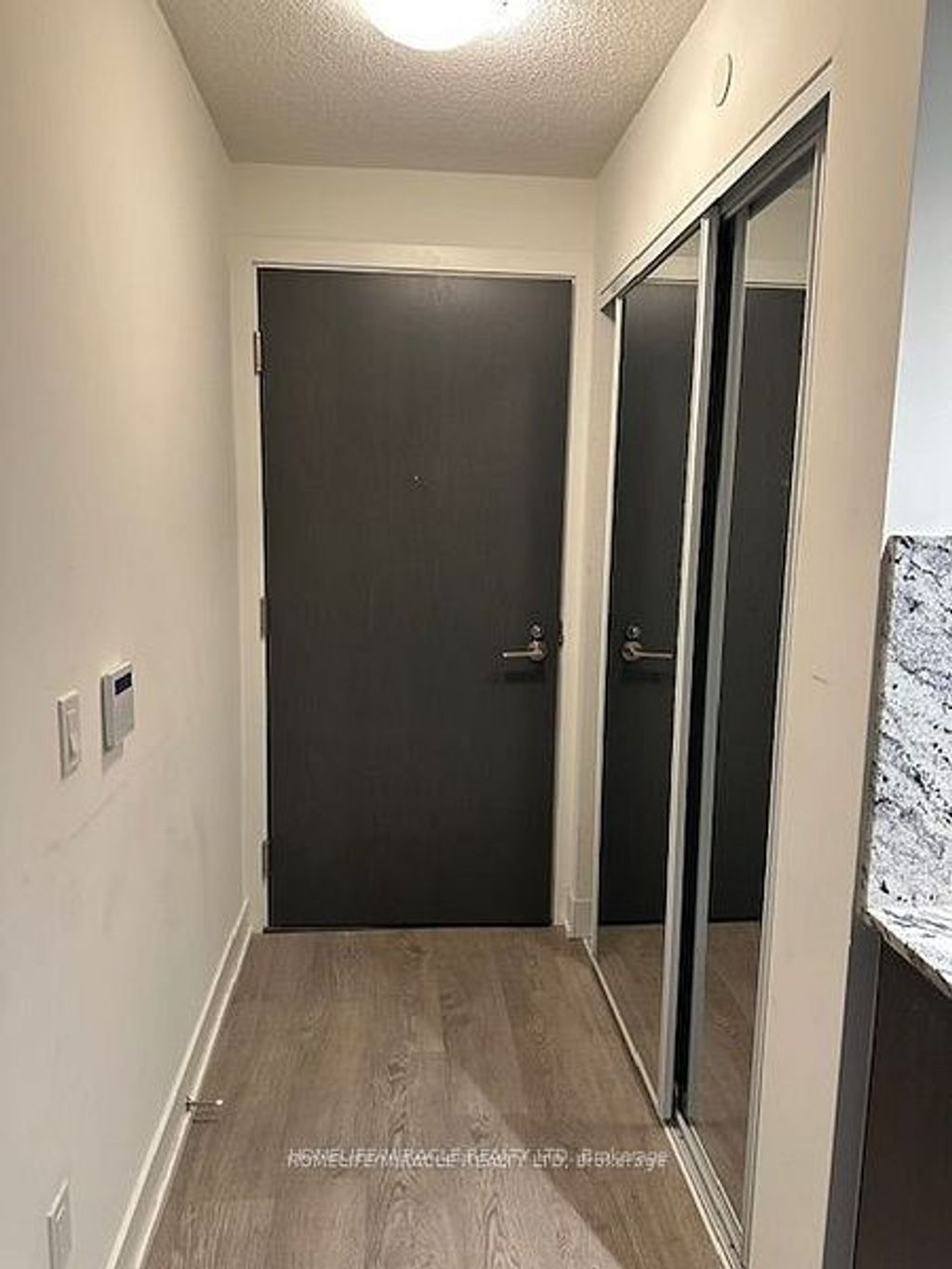 Photo of 9 Mabelle Avenue #315, Toronto, ON M9A 4X7 (MLS # W12616872)