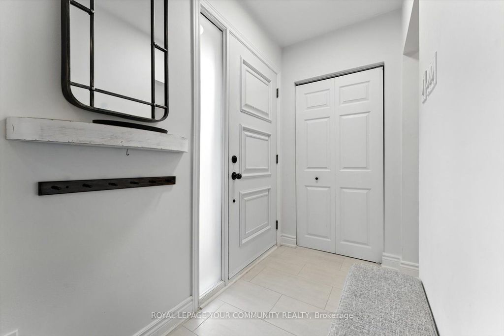 Photo of 33 Murellen Crescent, Toronto, ON M4A 2K6 (MLS # C12398077)