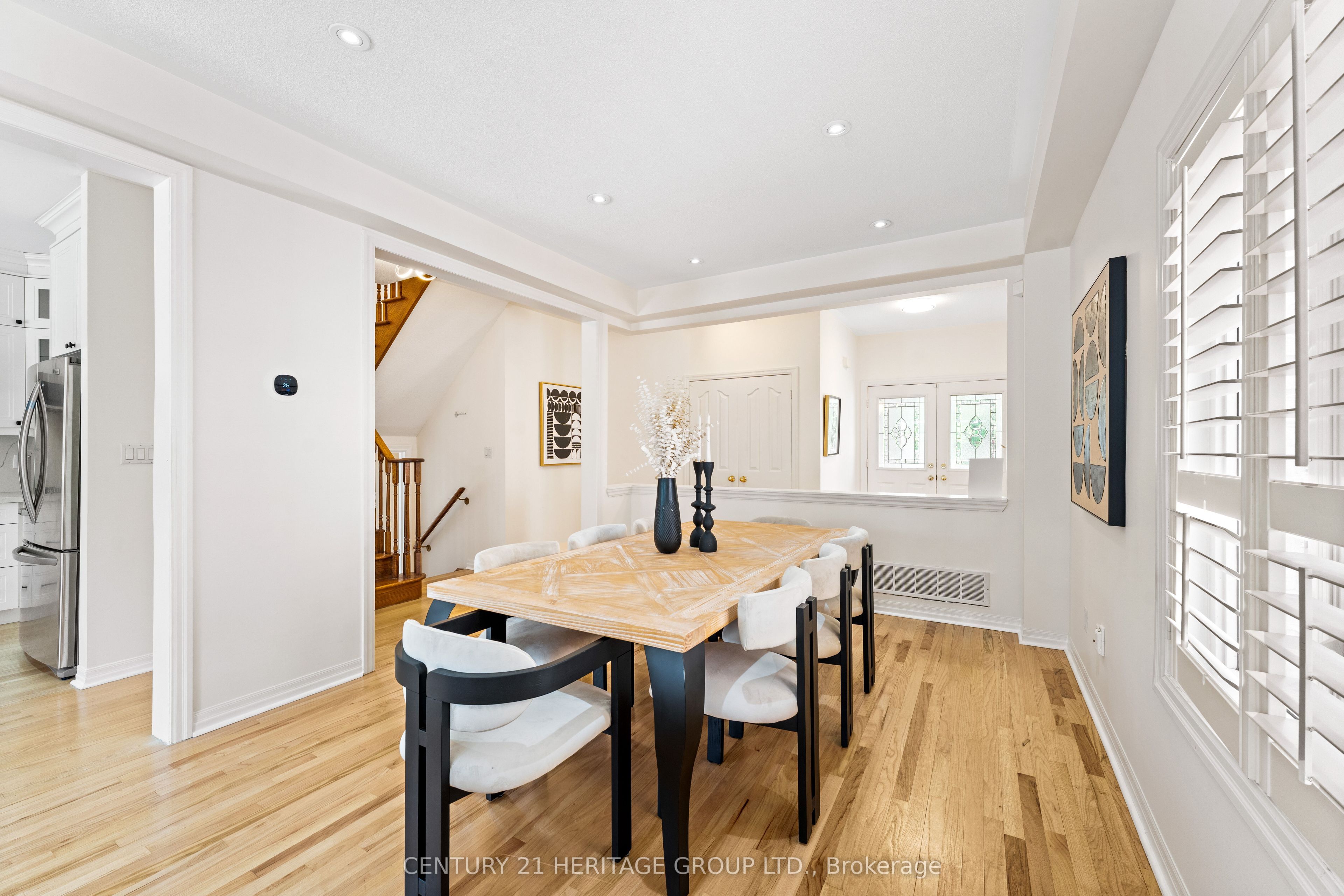 9 Headwater Crescent