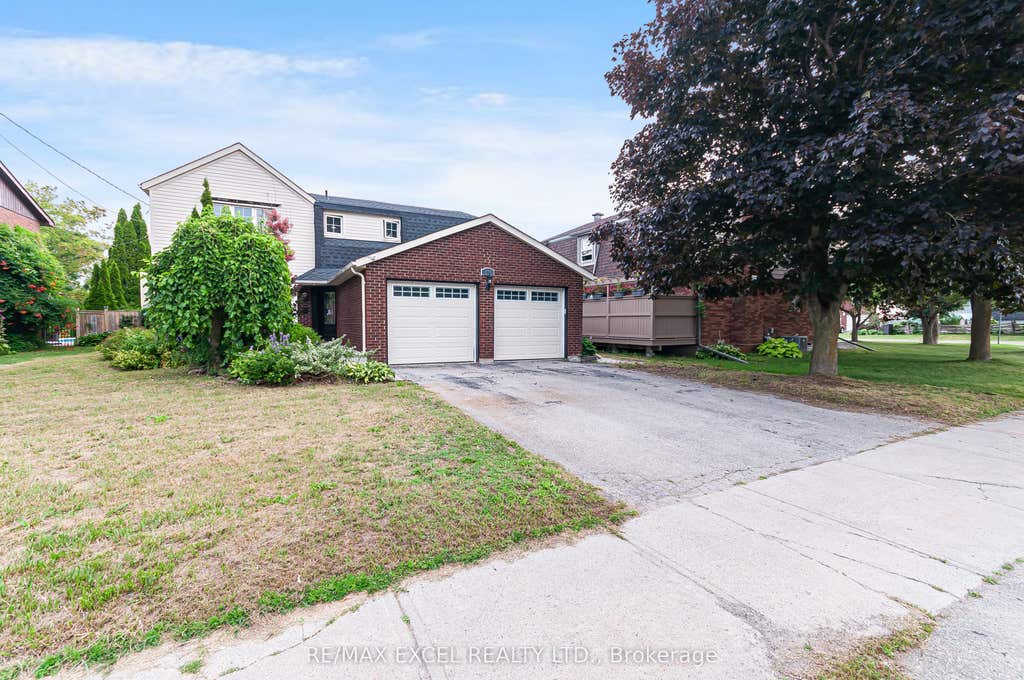 Photo of 218 Angeline Street N, Kawartha Lakes, ON K9V 5E9 (MLS # X13645274)