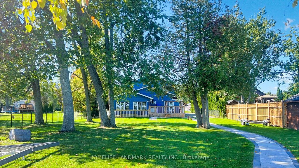 Photo of 208 Lakeshore Drive, Kawartha Lakes, ON K0M 1A0 (MLS # X12450447)