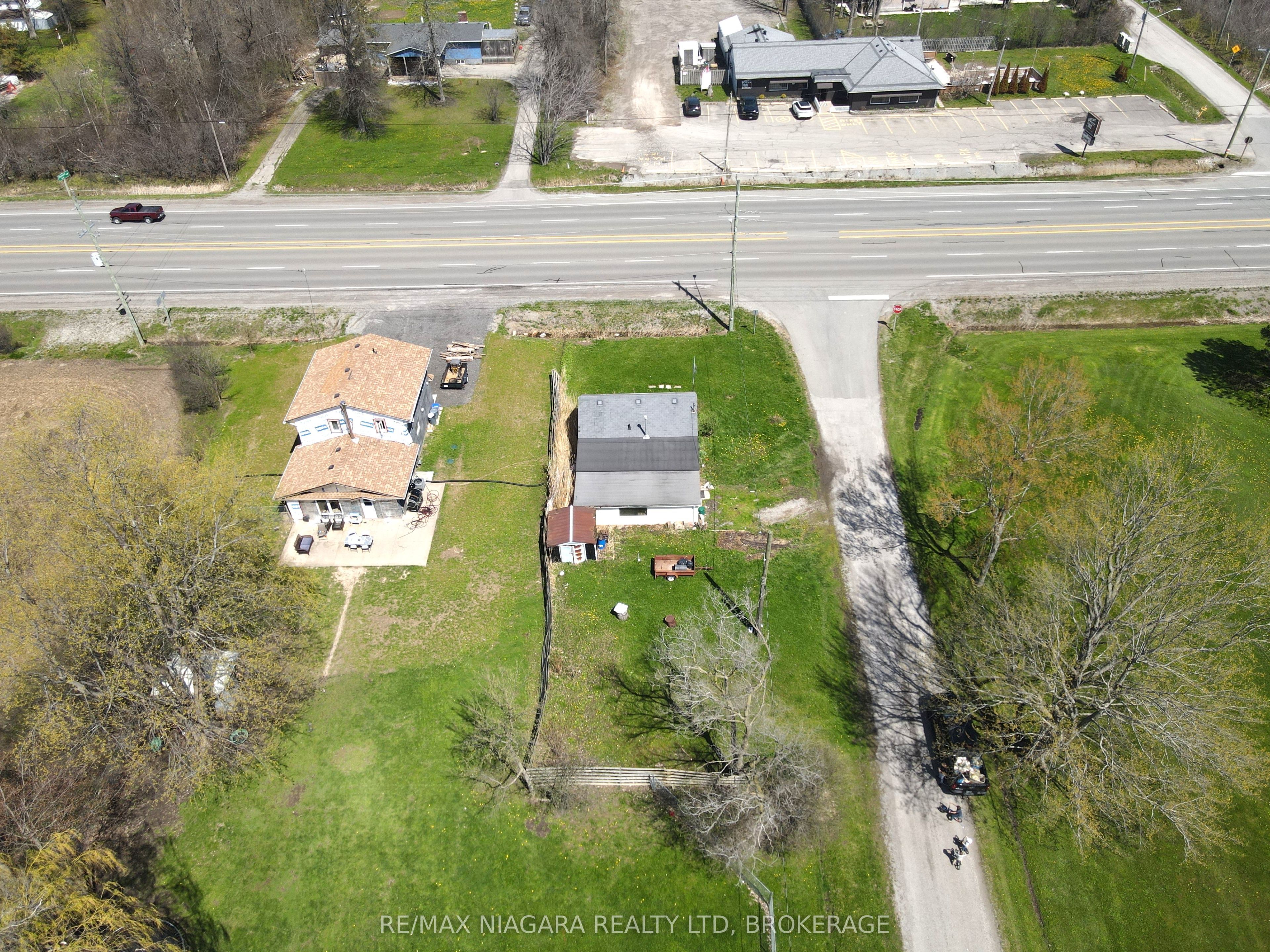 Photo 1 of 21 — 1891 Garrison Road, Fort Erie, ON L2A 5M4
