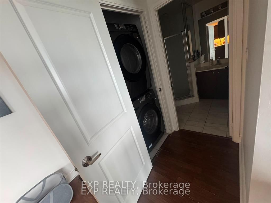 60 Absolute Avenue 3707