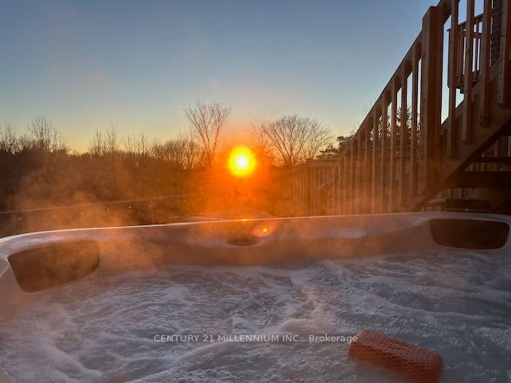 Photo of 1956 Don White Court, Oshawa, ON L1K 1A1 (MLS # E12729430)