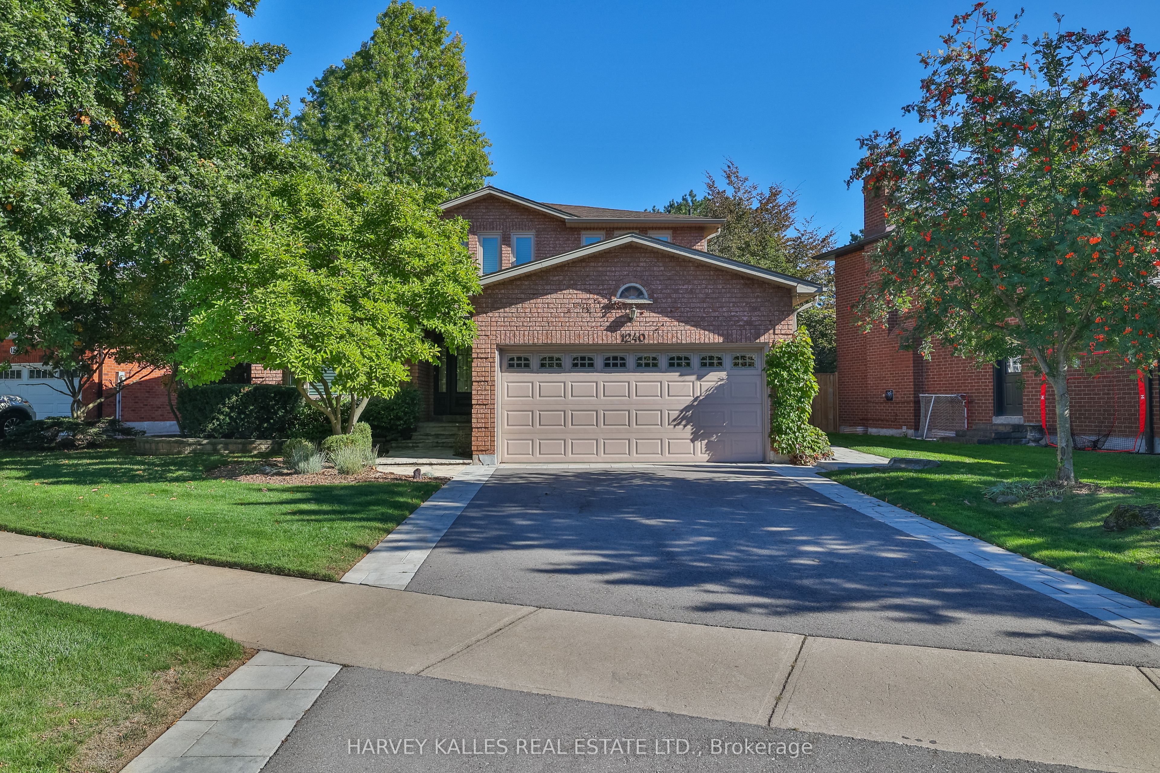 1240 Rosethorne Road